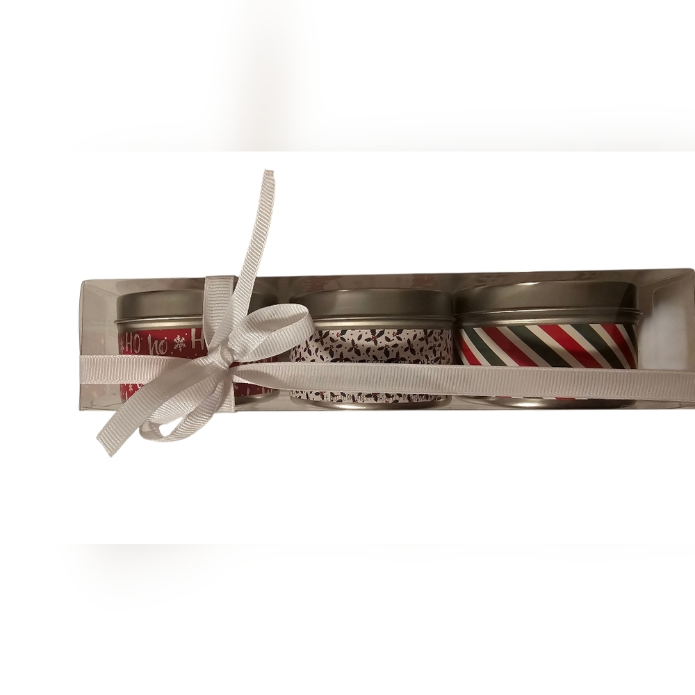 Holiday Scented Candle Set - Picture 2 of 3